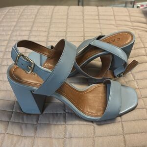 Carrano leather Heels Size 8 Blue